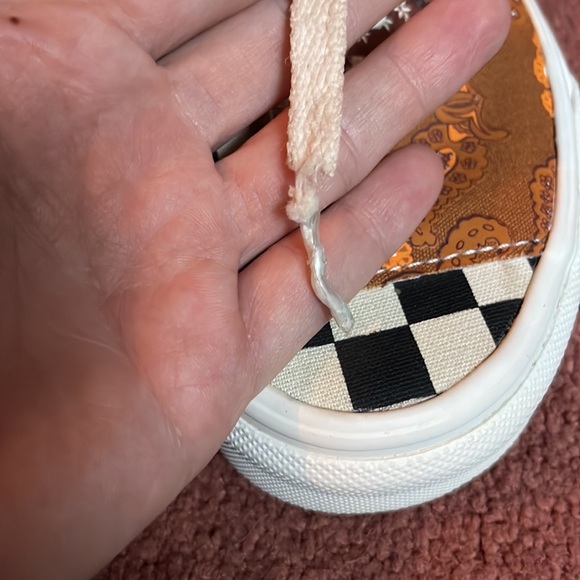 NWT vans size 5 with tiger pattern - Picture 5 of 5